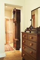 Hawksmoor House