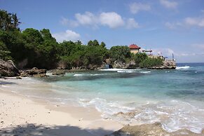 Secret Point Huts