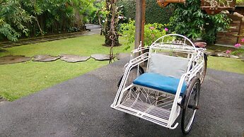 Villa Kayu Lama