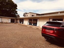 Red Cedar Motel