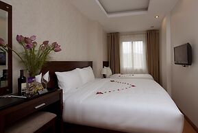 Rising Dragon Legend Hotel