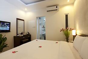 Rising Dragon Legend Hotel