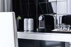 1828 Smart Hotel
