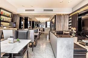 1828 Smart Hotel