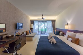 Southsea Khaolak Beach Resort