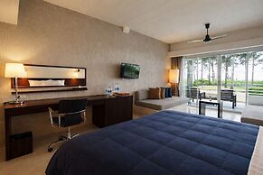 Southsea Khaolak Beach Resort