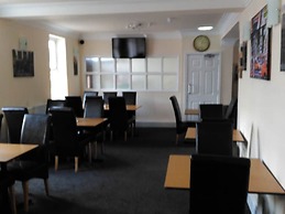 Premier Lodge