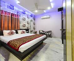 MD 9 Star Hotel