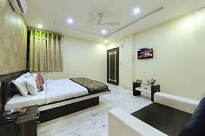 MD 9 Star Hotel