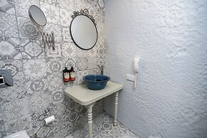 Hich Hotel Konya