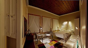 Hich Hotel Konya