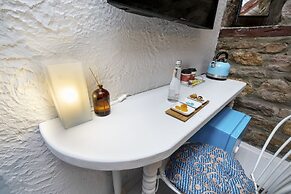 Hich Hotel Konya