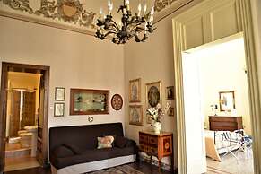 Al Teatro Massimo Home