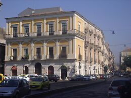 Al Teatro Massimo Home
