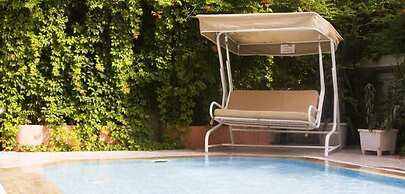 Zel Hotel