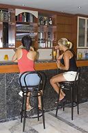 Zel Hotel
