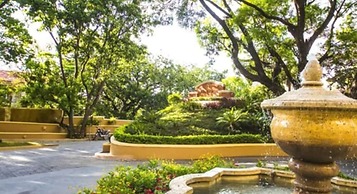 Royal Oasis