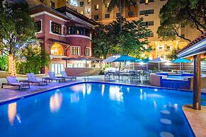 Royal Oasis