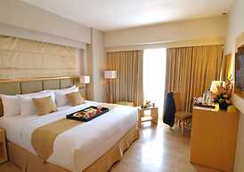 Horison Ultima Semarang