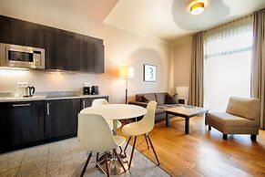 Mondrian Suites Berlin Checkpoint Charlie