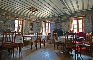 Efes Konaklari