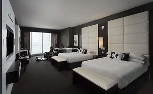 Hilton Panama