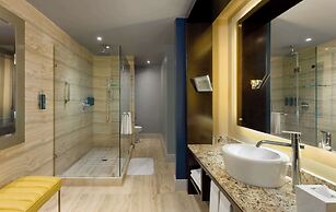 Hilton Panama