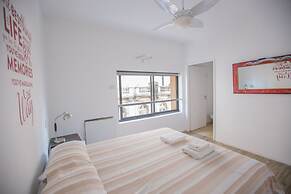 BA Stop Hotel House