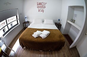 BA Stop Hotel House