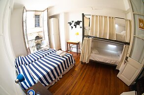 BA Stop Hotel House