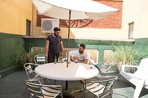 BA Stop Hotel House