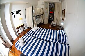 BA Stop Hotel House