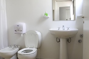 BA Stop Hotel House