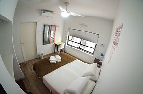 BA Stop Hotel House