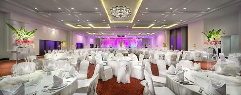 Bahi Ajman Palace Hotel