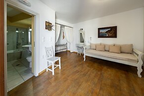 Smaro Studios