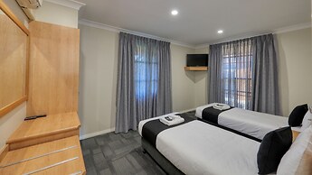 Bushmans Motor Inn