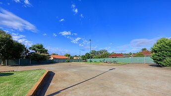 Bushmans Motor Inn