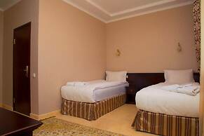 Royal Petrol Hotel