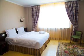 Royal Petrol Hotel