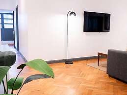 Moreno 820 by DOT Suites