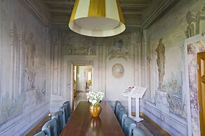 Villa Tolomei Hotel & Resort