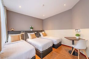 Hotel Barry