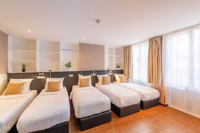Hotel Barry
