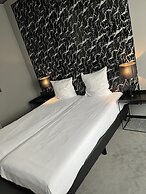 Hotel Glow
