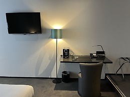 Hotel Glow