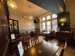 OYO The Station Hotel Penrith