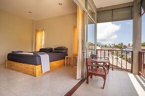 Echo Beach Hostel