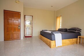 Echo Beach Hostel