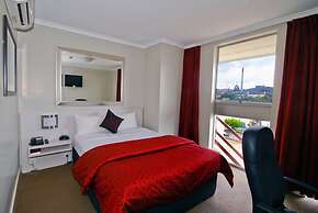 Isa Hotel